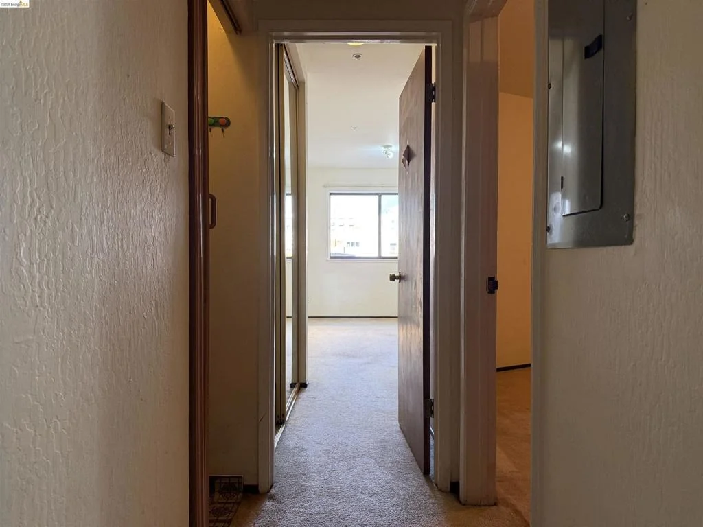 Photo of Unit 3D at 330 8Th St