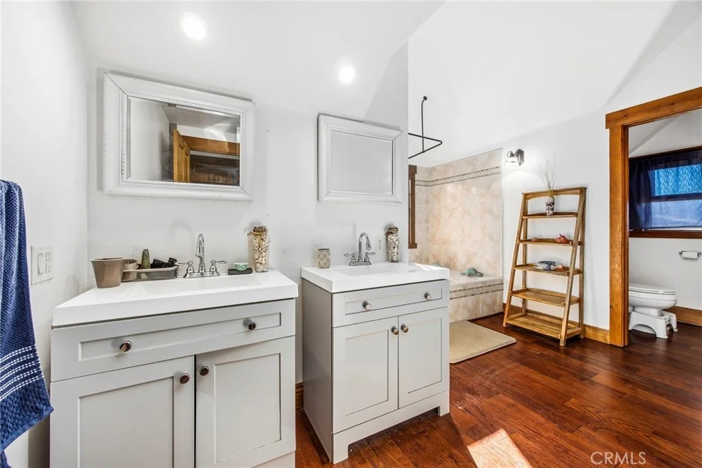 Photo of 43780 Paseo Espinazo