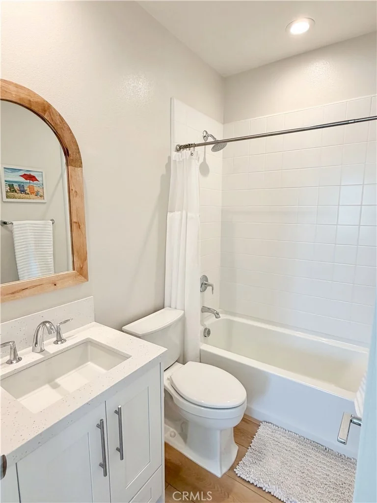 Photo of 331 Newton