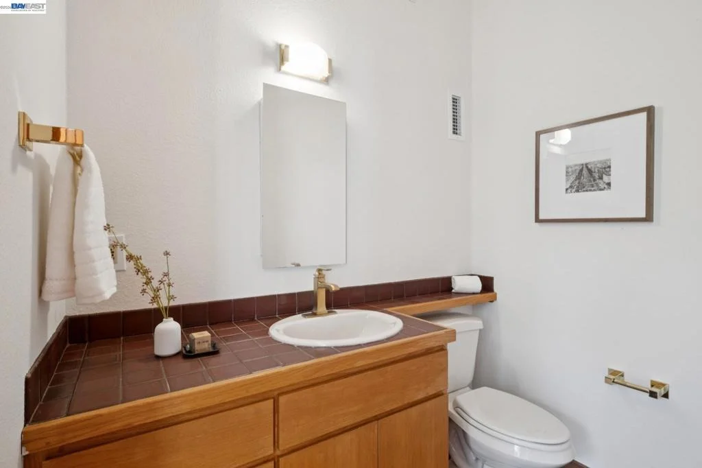 Photo of 116 TAPPAN LANE