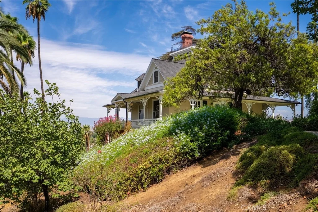 Photo of 2812 Ivy