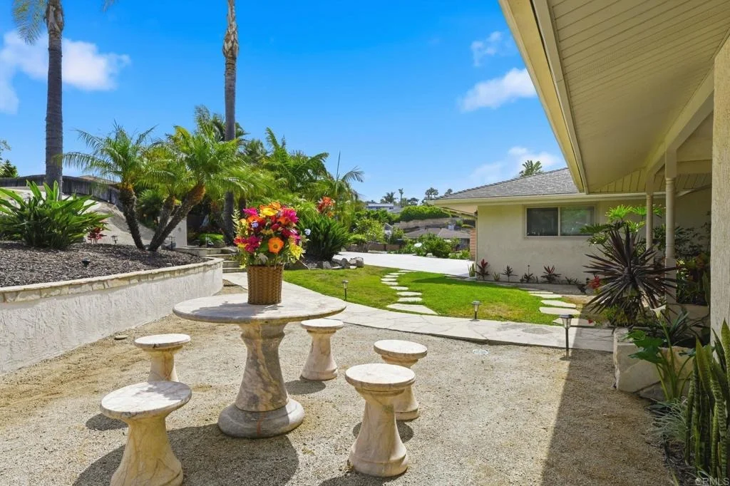 Photo of 3267 Avenida De Loyola