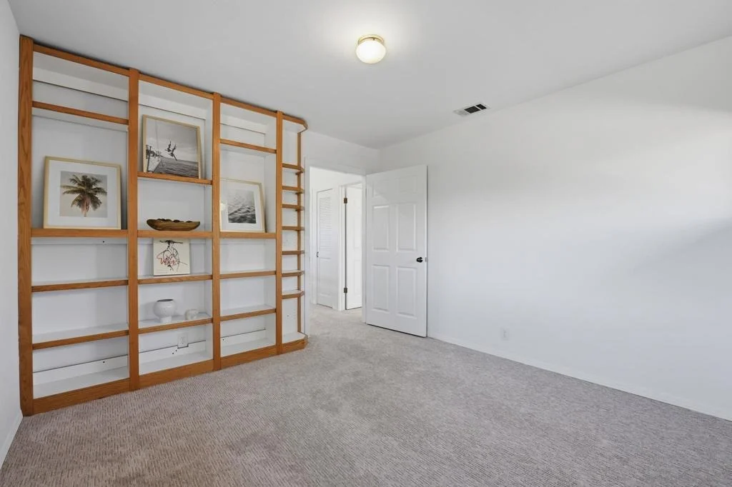 Photo of 4165 Manchester Ave