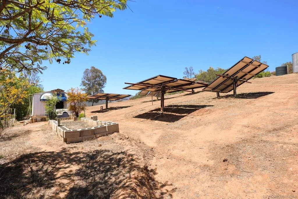 Photo of 1388 Marron Valley