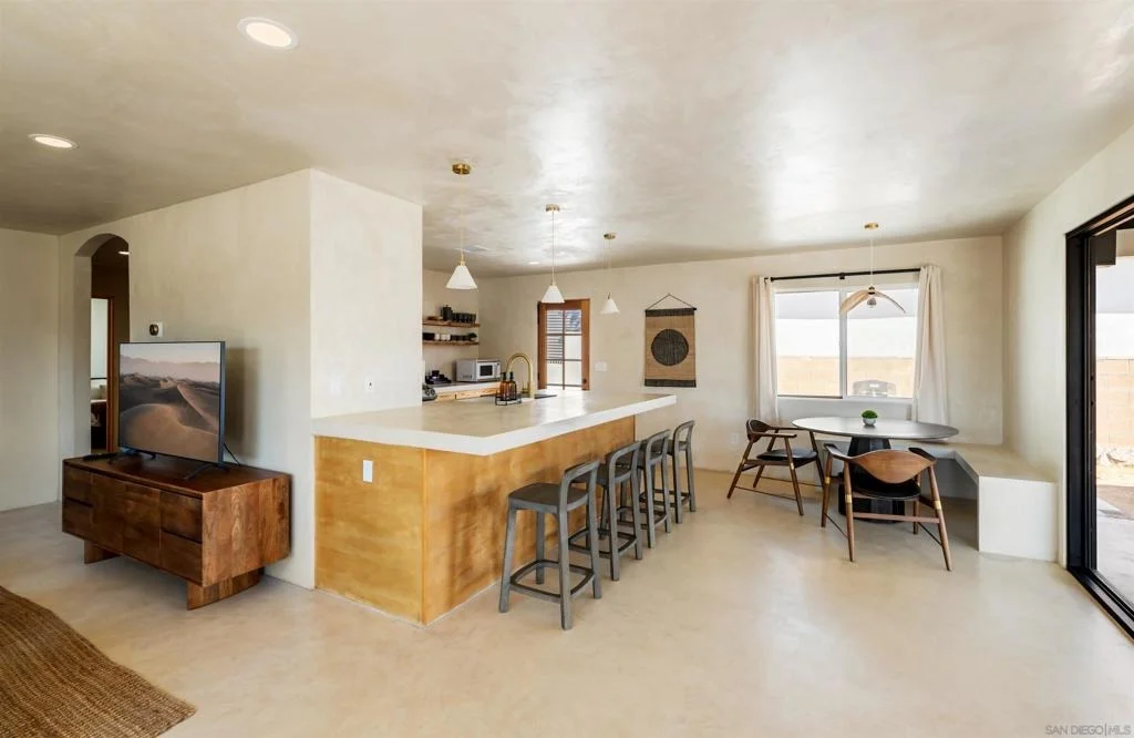 Photo of 61790 Morningside Road