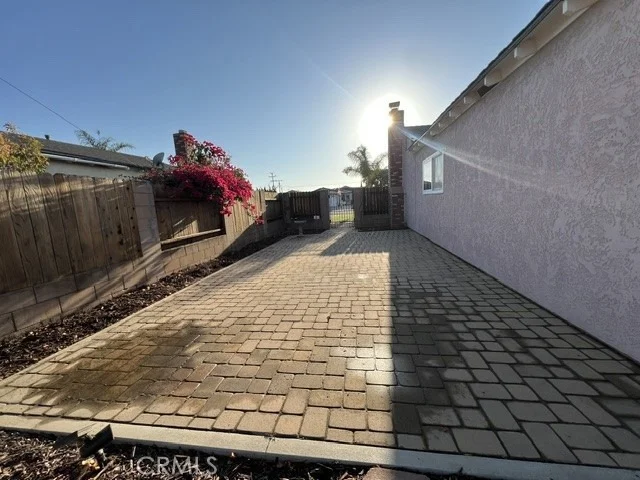 Photo of 3930 Hillview Road