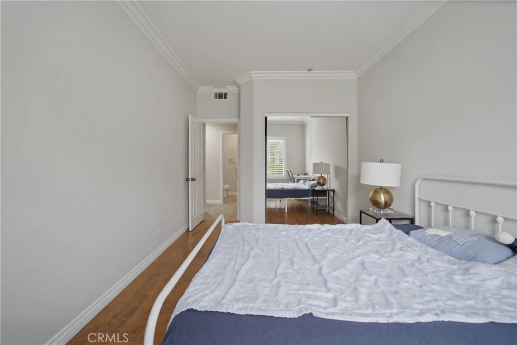 Photo of 21 WEDGEWOOD