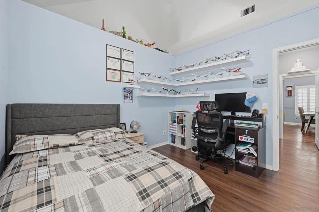 Photo of 901 Rose Arbor Drive