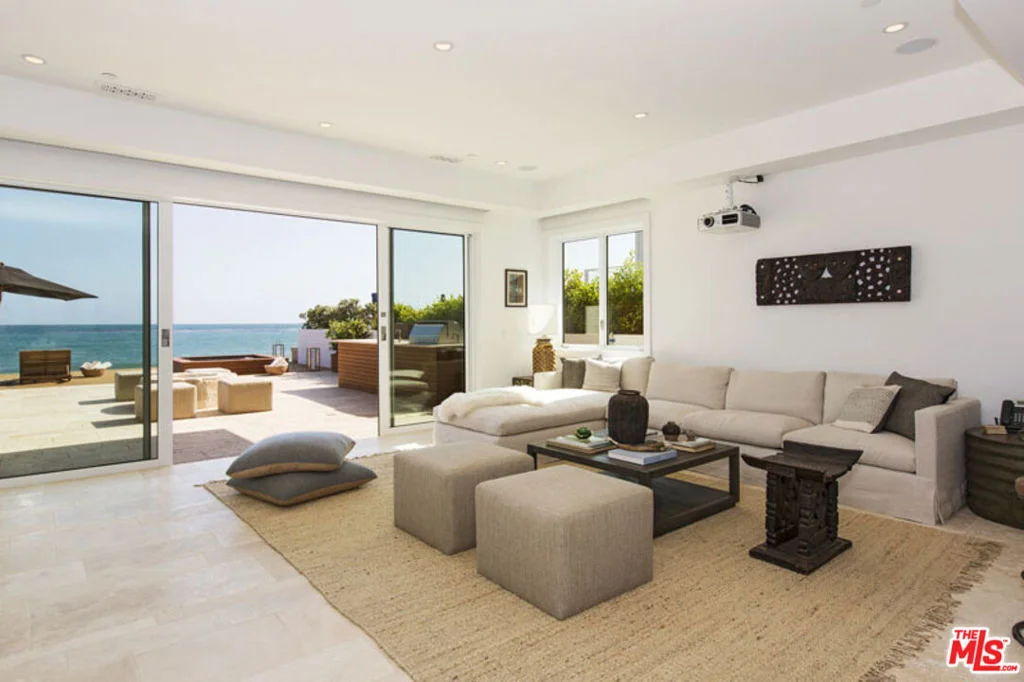 Photo of 23812 Malibu Road