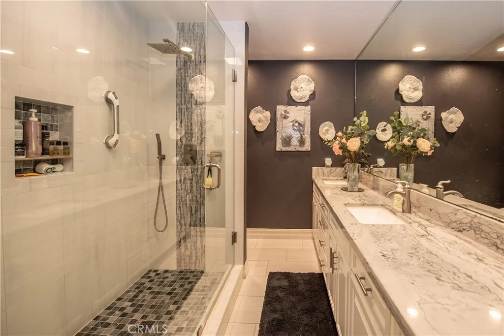 Photo of 4438 Kittiwake Way