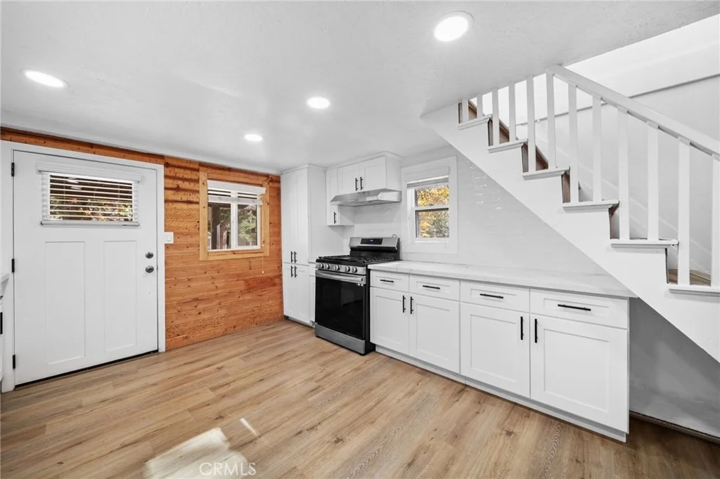 Photo of 180 Glen Avon Dr