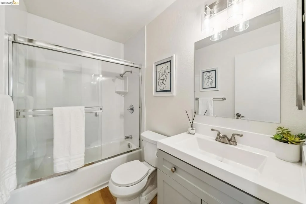 Photo of 50 Sharon Dr