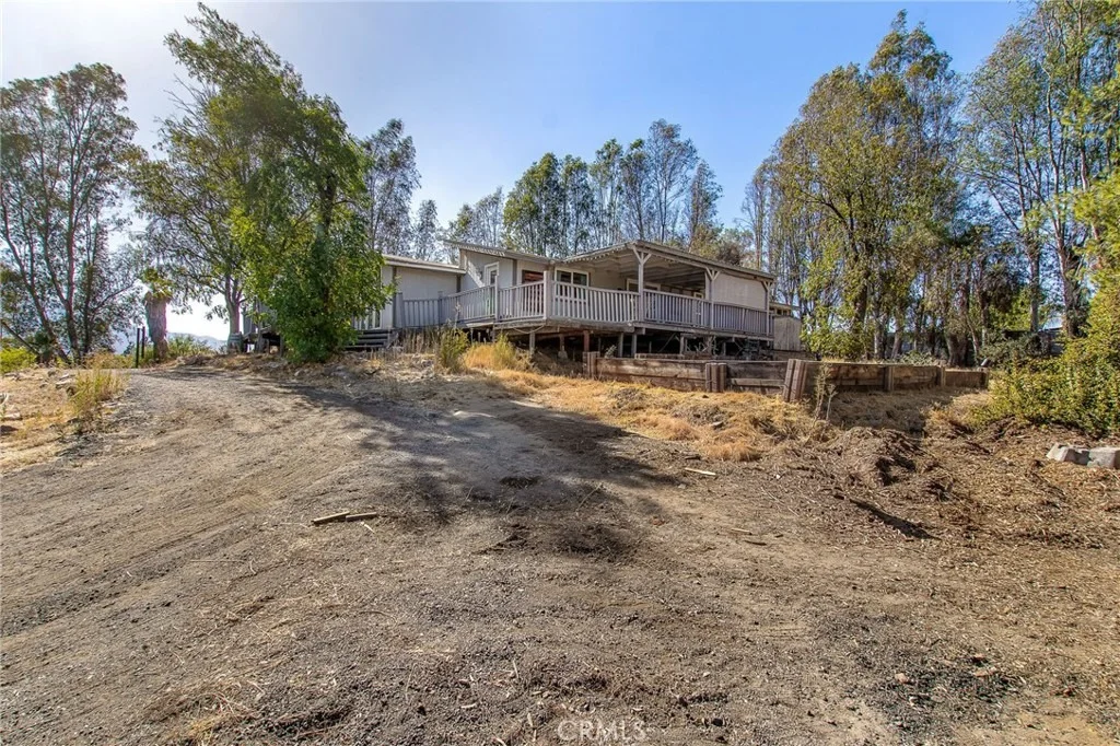 Photo of 20318 Palomar Street