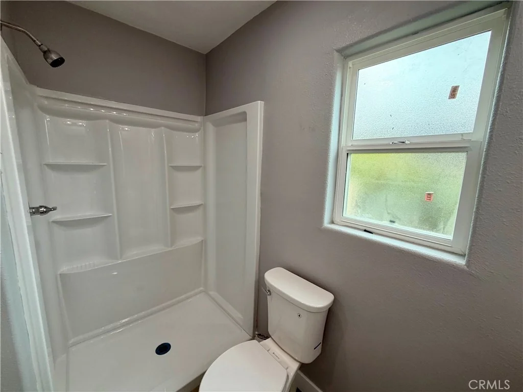 Photo of 543 E 3rd Street