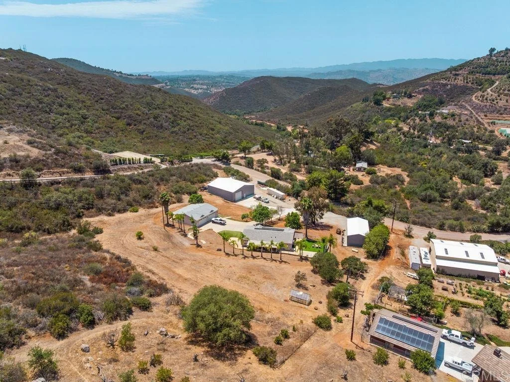 Photo of 2051 Rainbow Glen Road