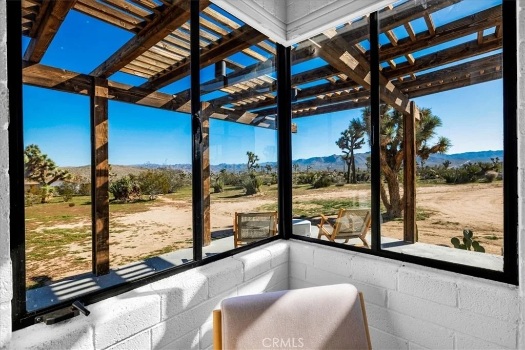 Photo of 5437 Paradise View Road