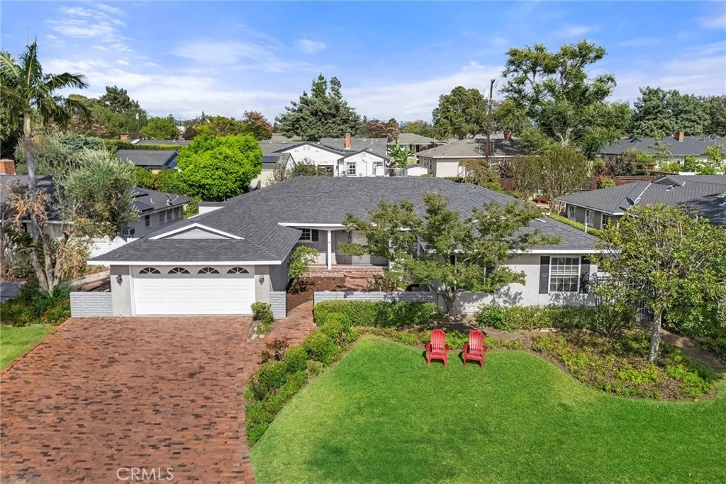 Photo of 1104 Cerritos