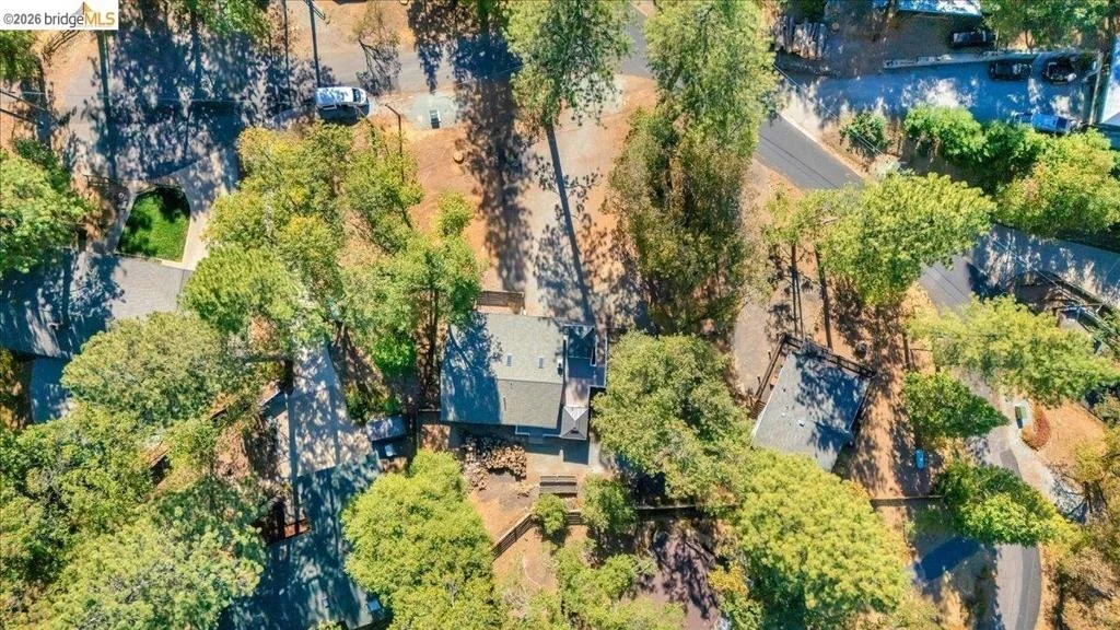 Photo of 5827 Lookout Ct