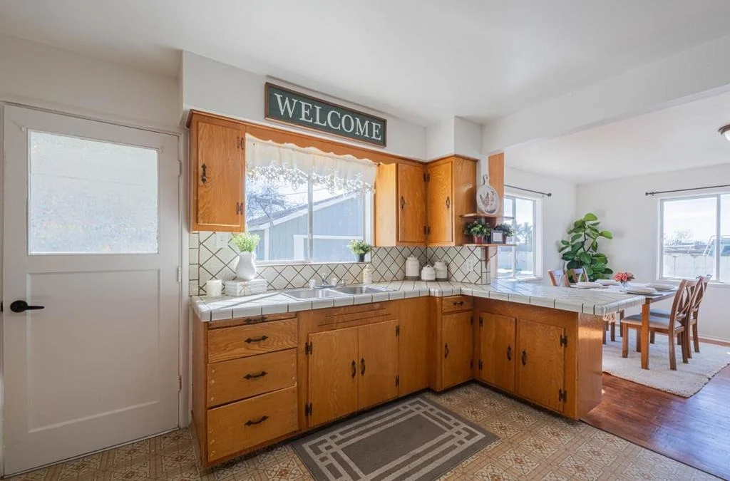Photo of 757 Middlefield Road