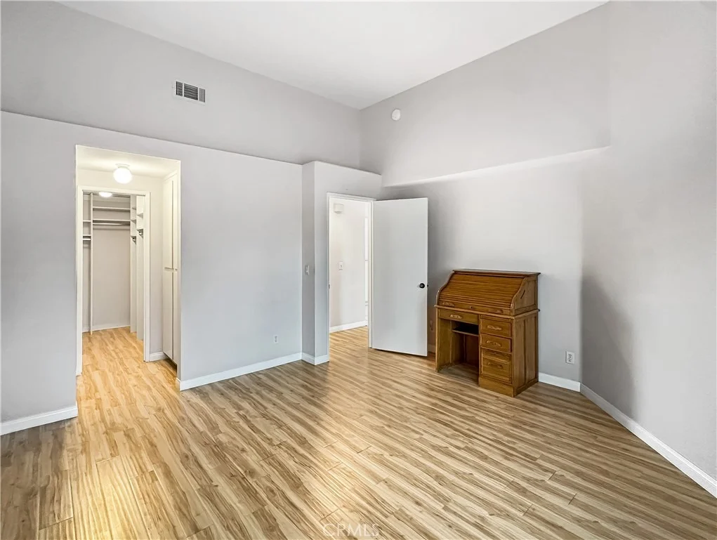 Photo of Unit D at 24471 Lantern Hill