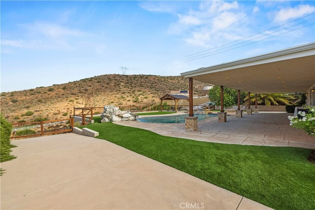 Photo of 34665 Desert Road