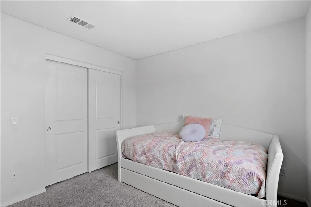 Photo of 1355 Monument St.