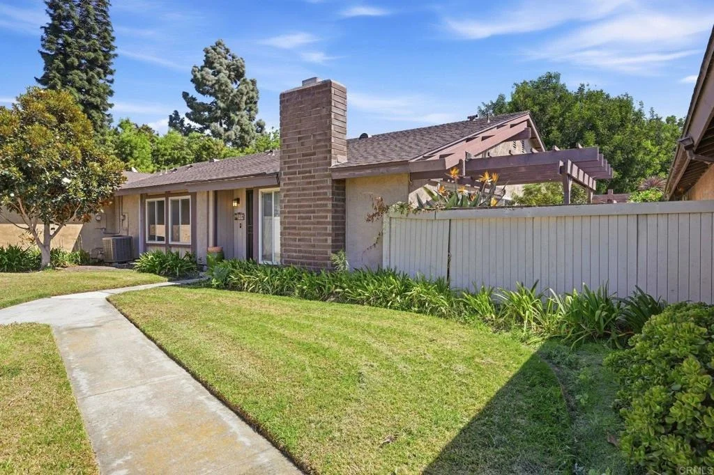 Photo of 554 Fruit Tree Way