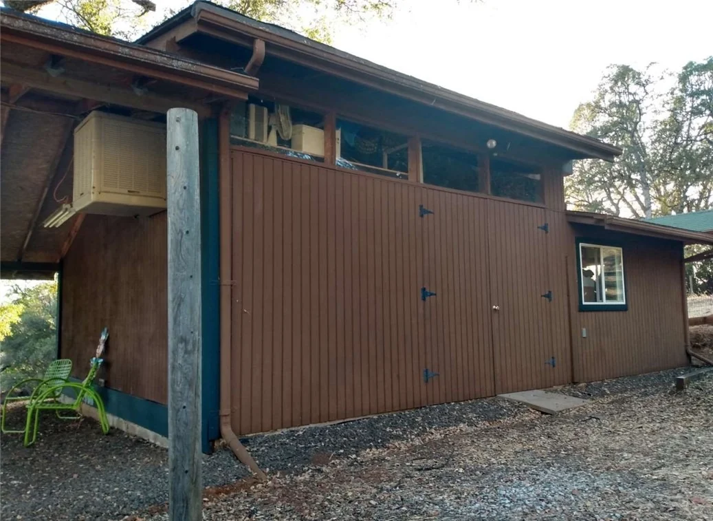 Photo of 16934 Hofacker Lane