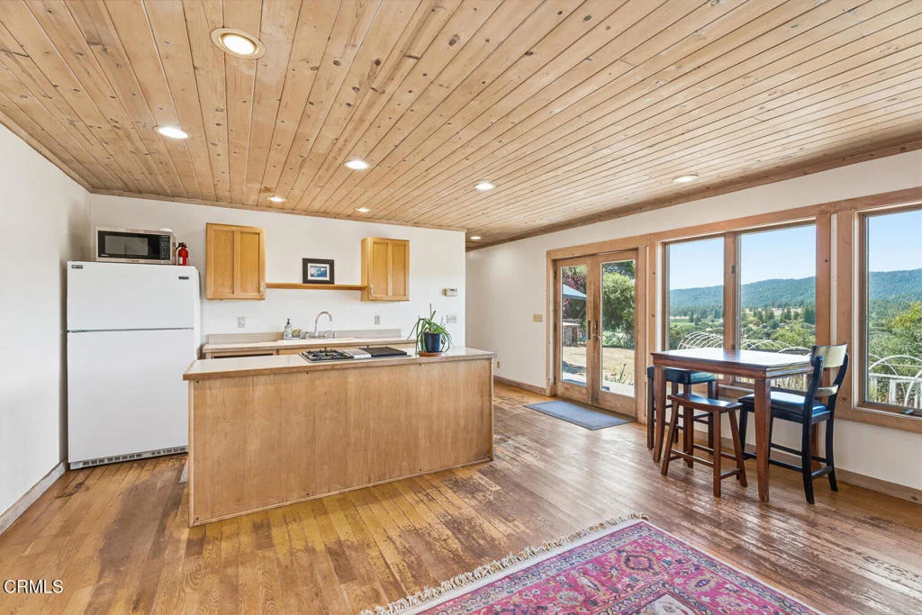 Photo of 3400 Chardonnay Lane