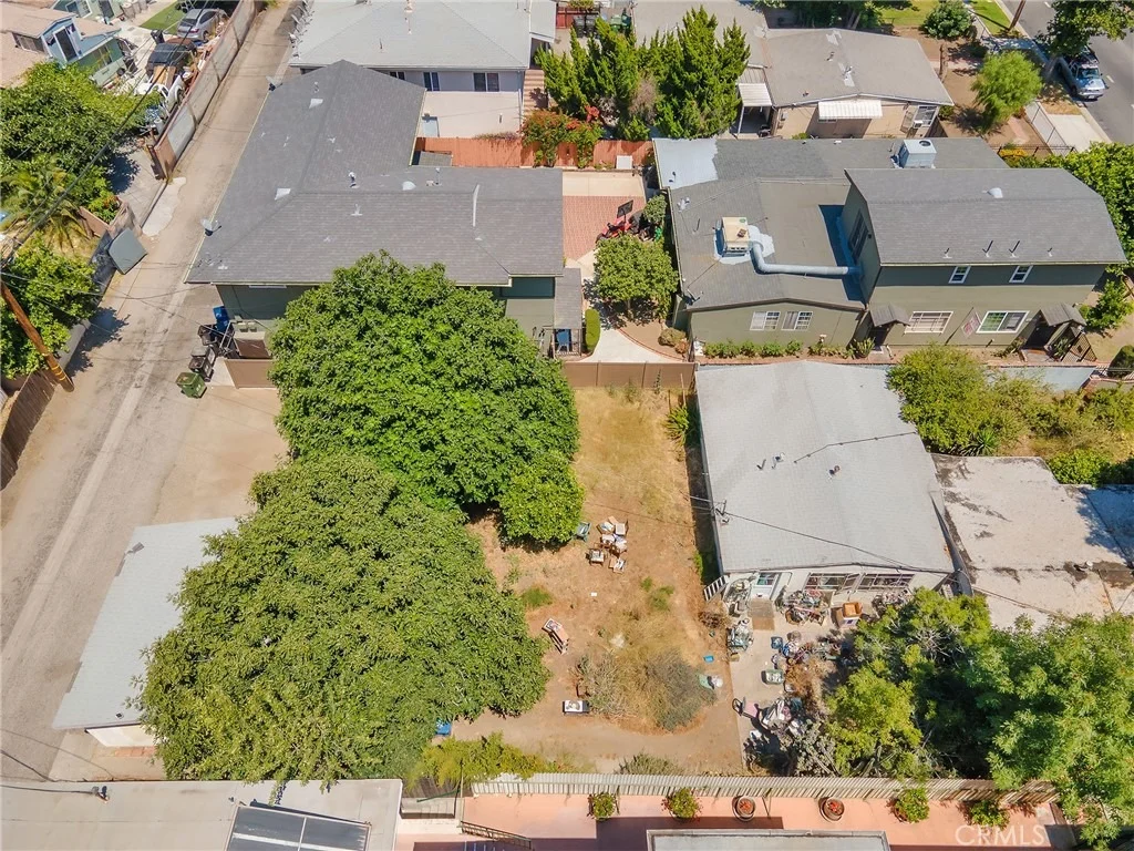 Photo of 14301 Roscoe Boulevard