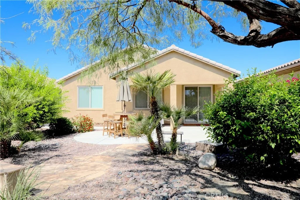 Photo of 81059 Avenida Vidrio