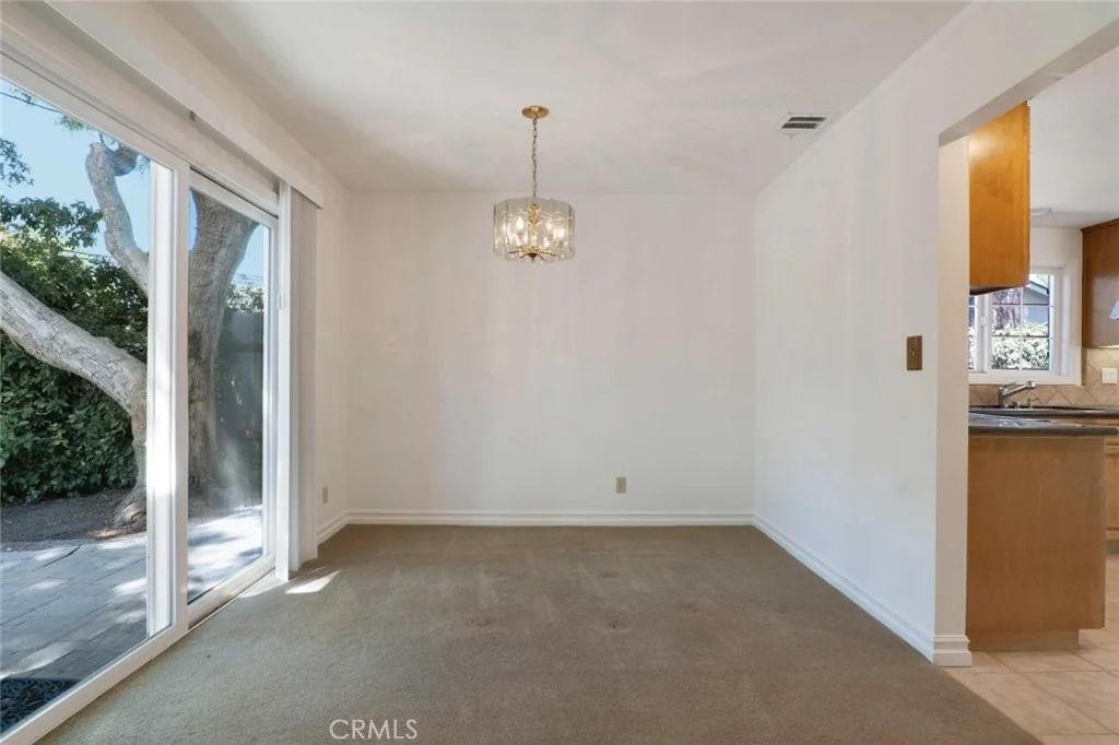 Photo of 2574 Sirius Street