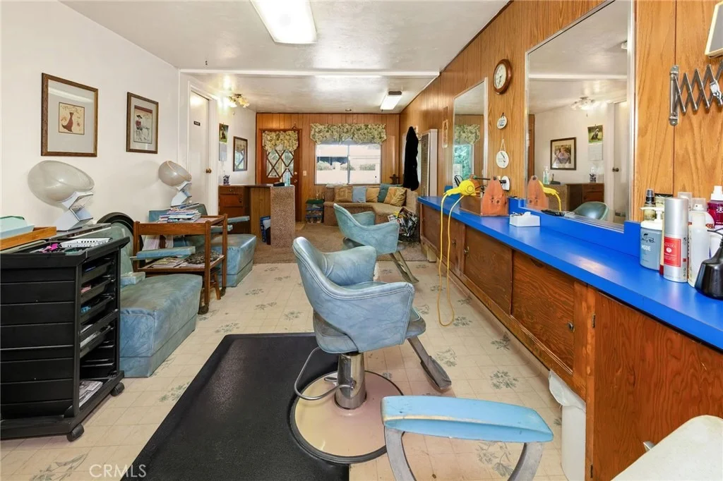 Photo of 7012 State Highway 32