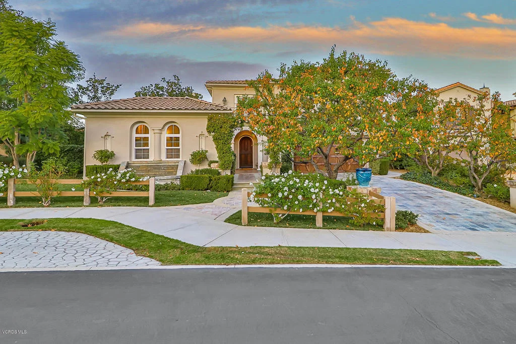 Photo of 457 Vineyard Drive