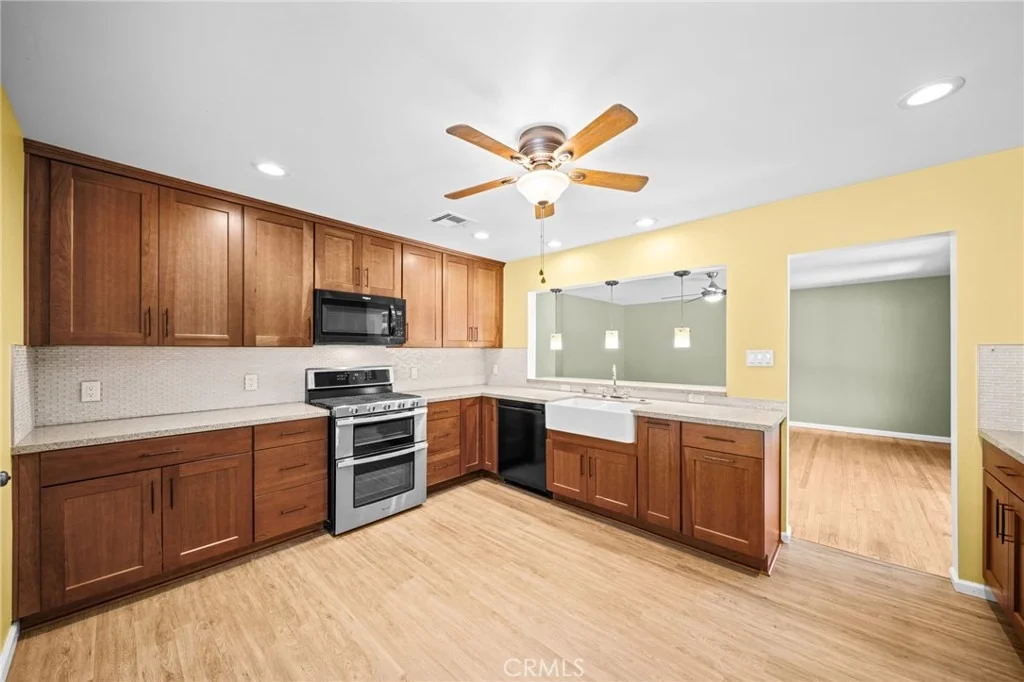 Photo of 5835 Tower Road