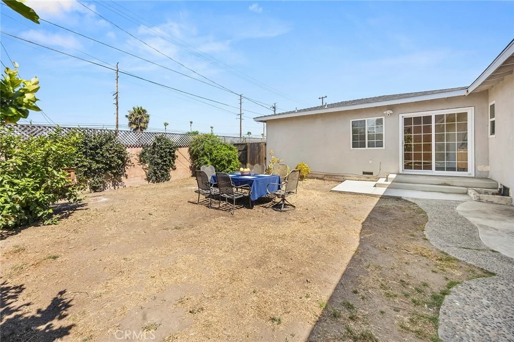 Photo of 774 N Victoria Drive