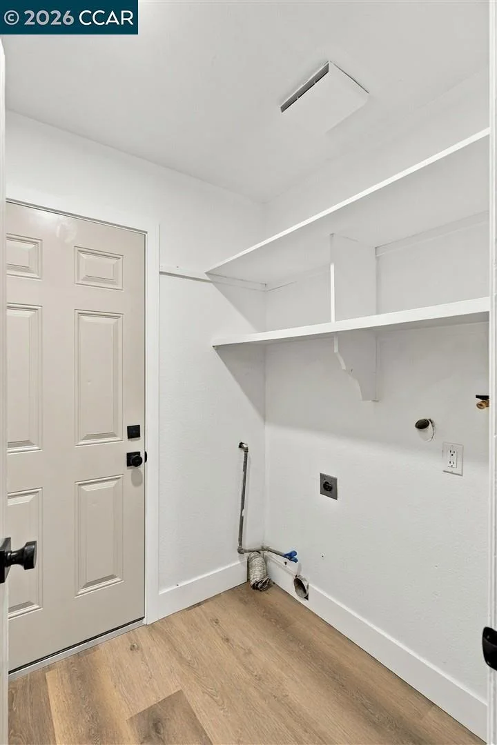 Photo of 301 Maude Ct