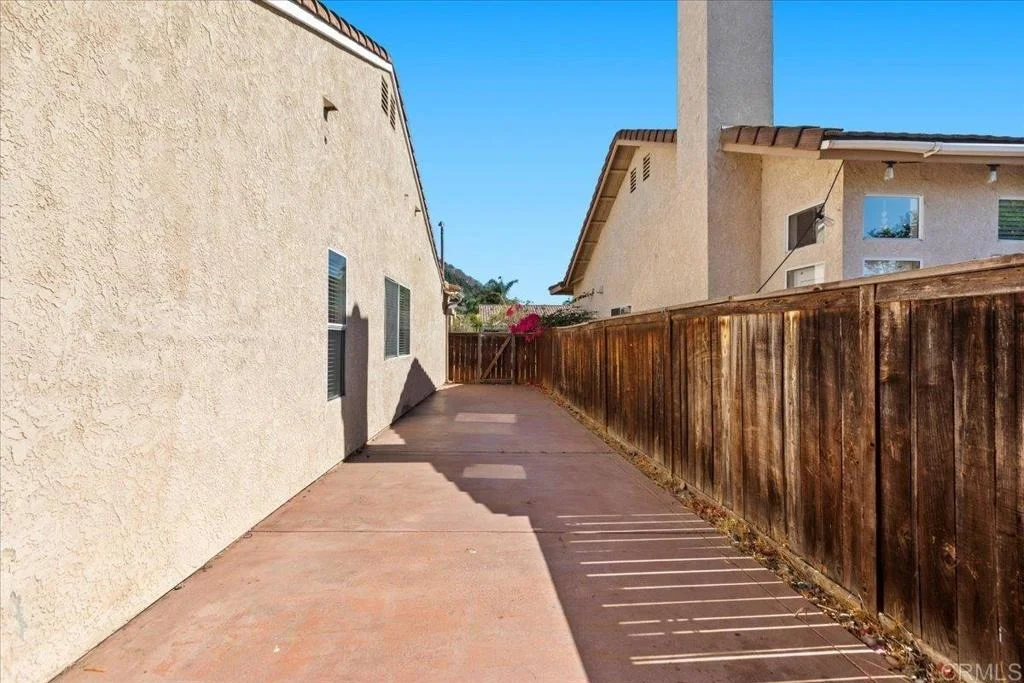 Photo of 4972 Lake Shore Court
