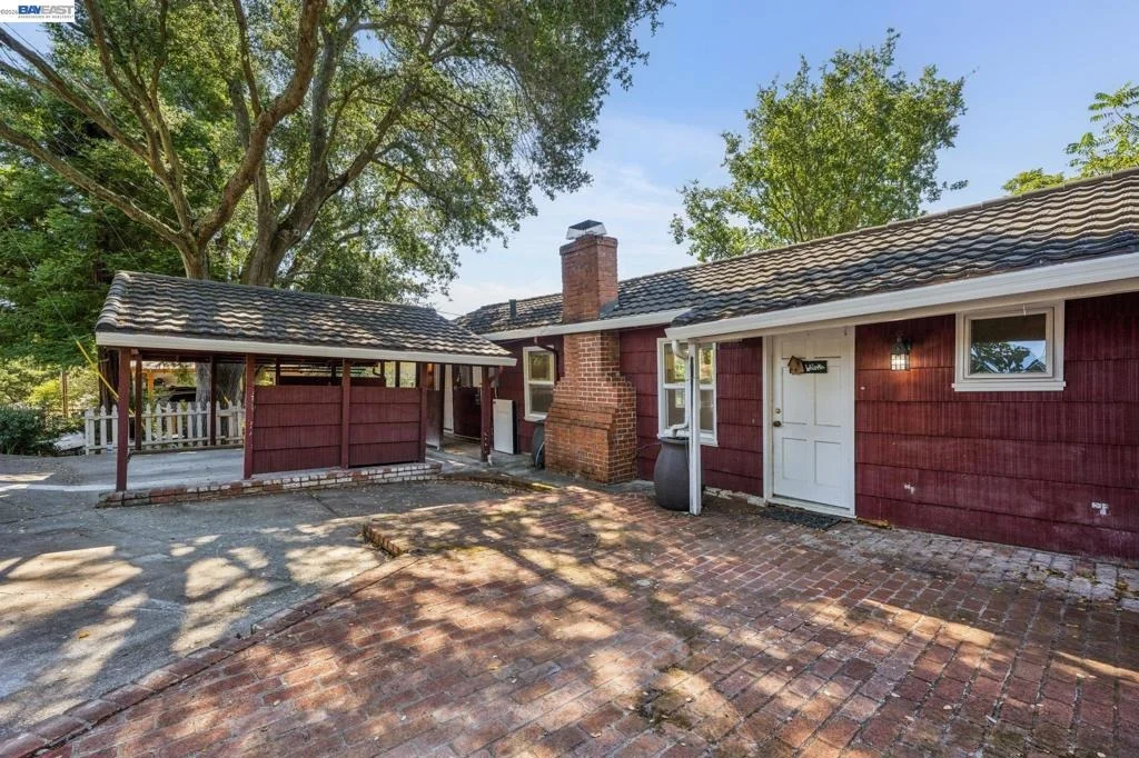 Photo of 21 MONTE VISTA ROAD