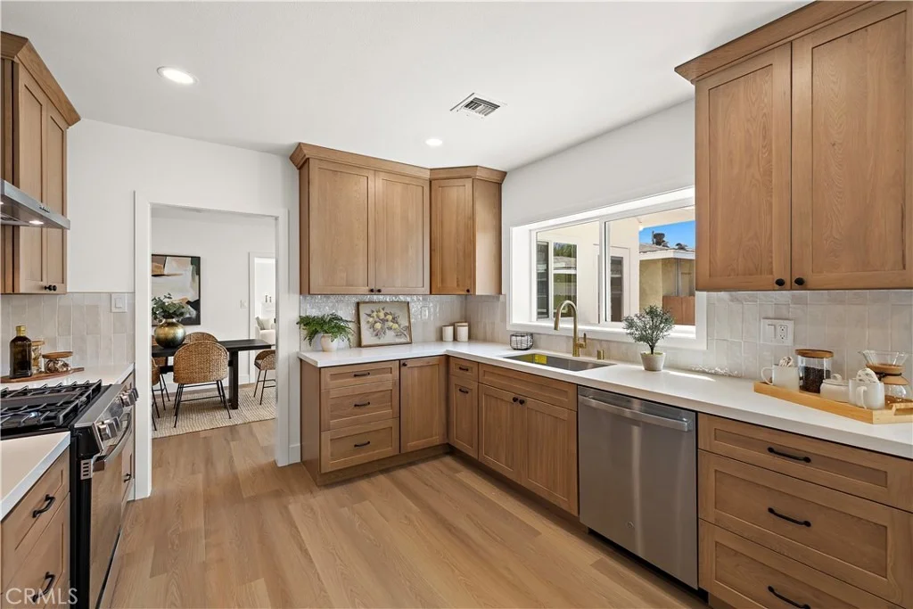 Photo of 3533 Gundry Avenue