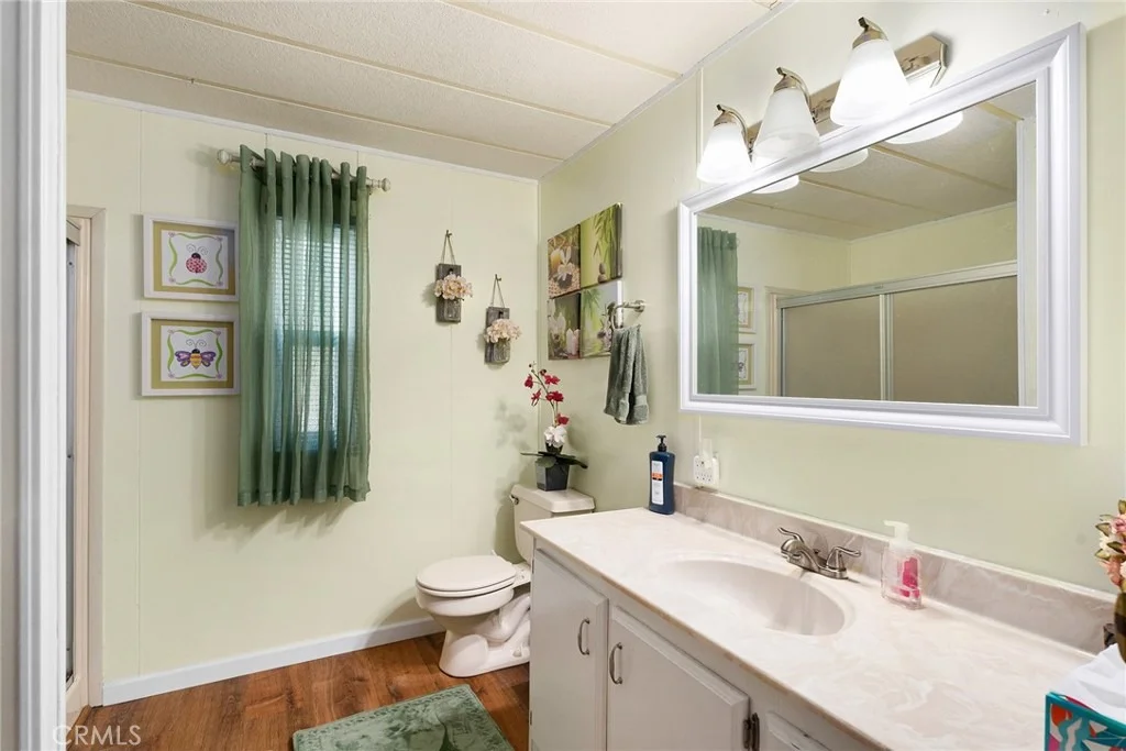 Photo of 544 Lodgeview Drive