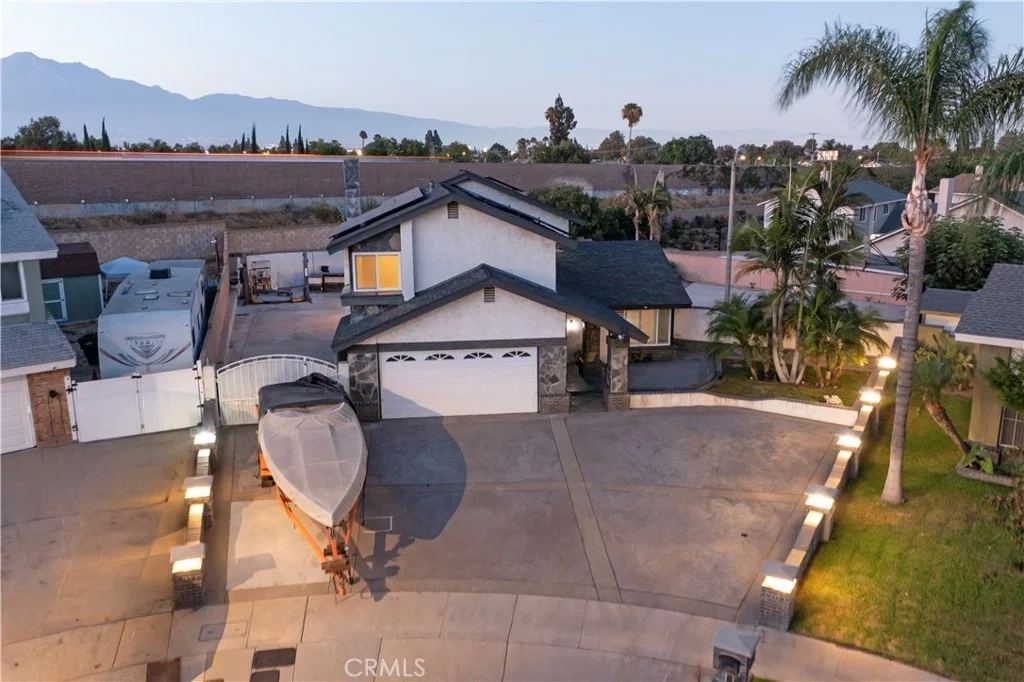 Photo of 2409 Caldwell