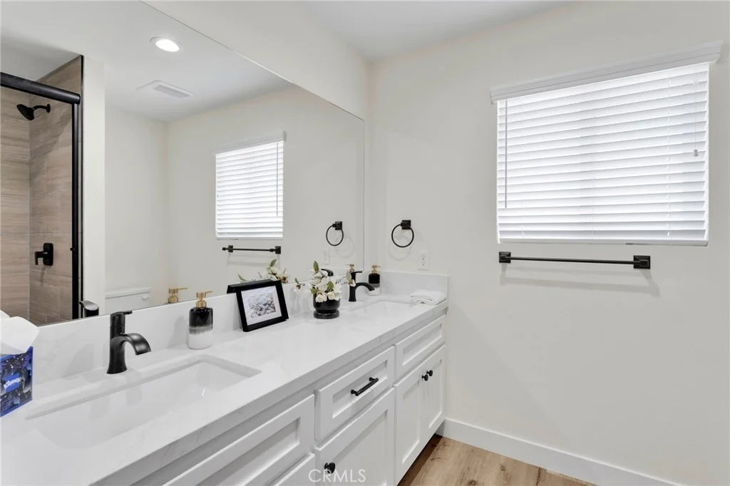 Photo of 20190 Osseo Road