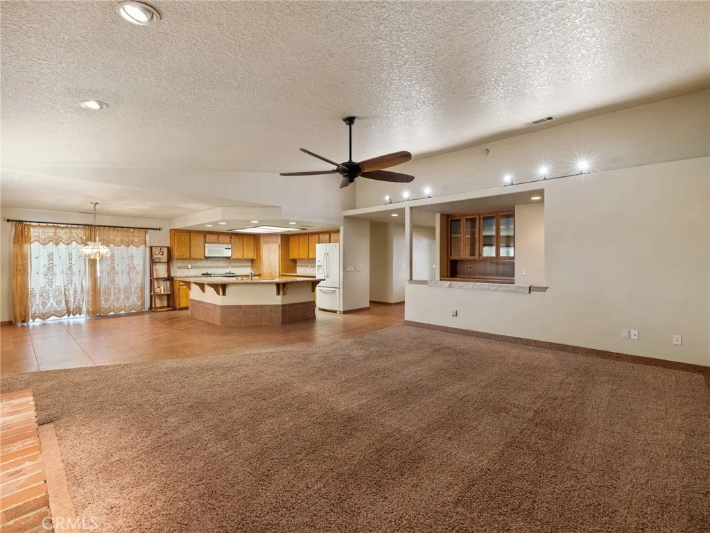 Photo of 15850 Elcona