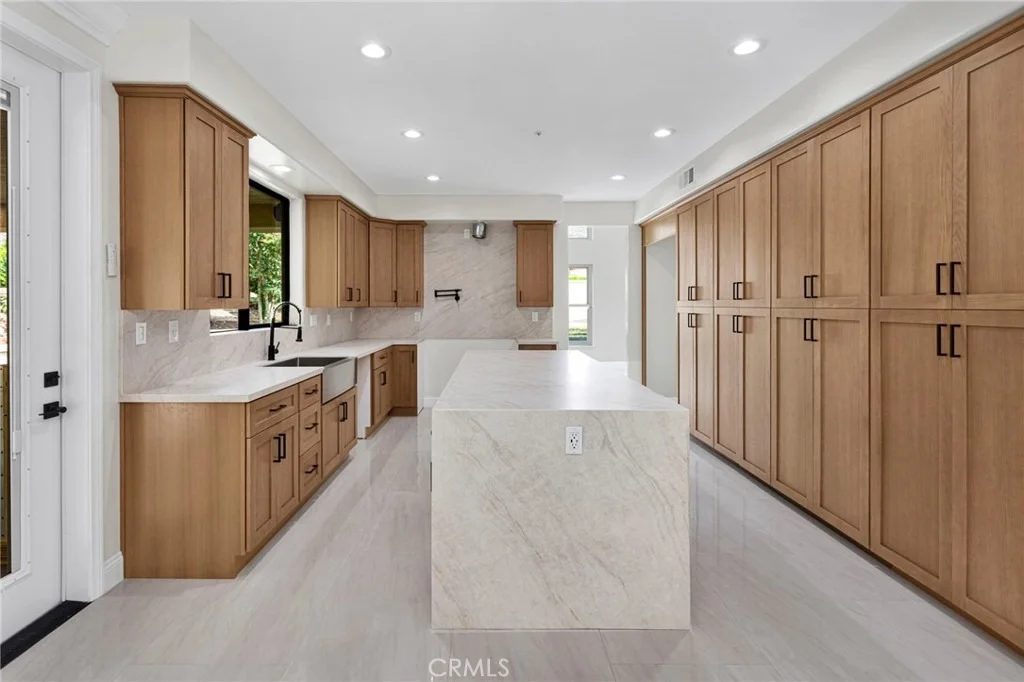 Photo of 4954 Crestview Place
