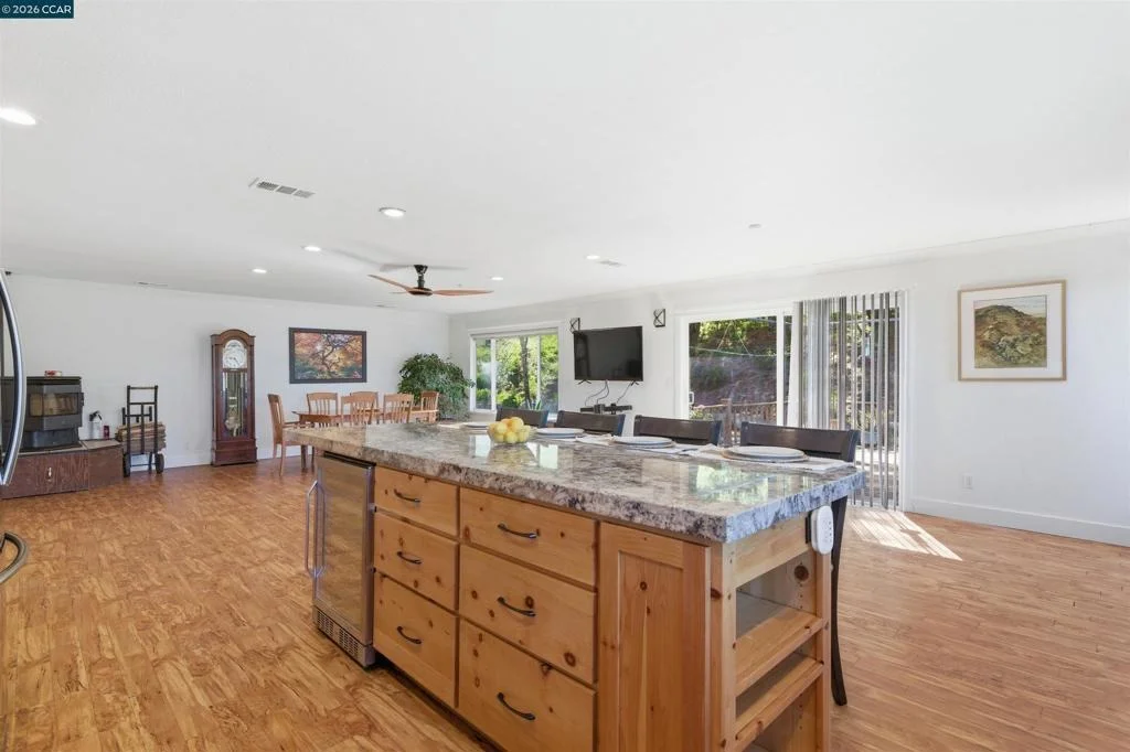 Photo of 9530 Morgan Territory Rd