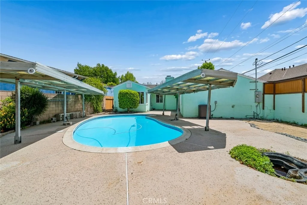 Photo of 449 W Elm Avenue