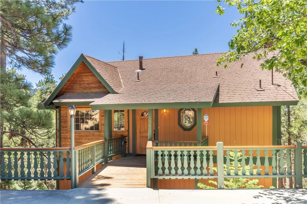 Photo of 696 Menlo Drive
