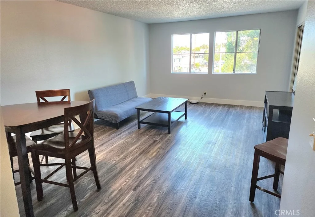 Photo of Unit 202 at 1629 Cherry