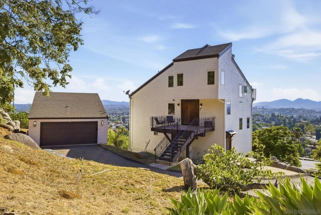 Photo of 931 Sol Vista Glen
